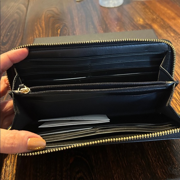 Coach Patent Leather Wallet - Picture 4 of 6